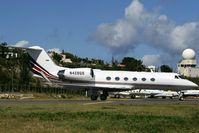 N428QS @ SXM - visitor