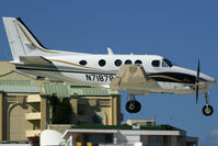 N71878 @ SXM - visitor - by Wolfgang Zilske