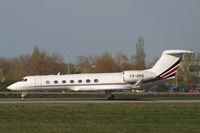 CS-DKE @ VIE - Gulfstream G550 - by Juergen Postl
