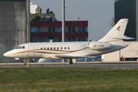 OE-HVA @ VIE - Dassault Falcon 2000 - by Juergen Postl