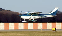 N9034G @ FRG - Skylane departing RWY 32