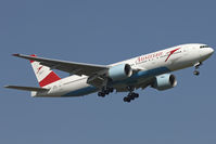 OE-LPD @ VIE - arriving from NRT - by Gerhard Vysocan - VAP