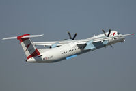 OE-LGG @ VIE - fast takeoff