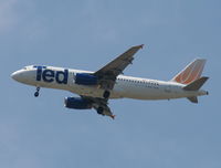 N489UA @ MCO - United - by Florida Metal