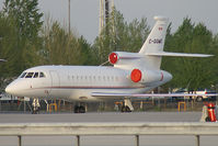 C-GGMI @ VIE - Magna International Dassault Falcon 900 - by Thomas Ramgraber-VAP