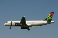 S5-AAA @ BRU - arrival of flight 8U924