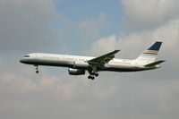 EC-ISY @ BRU - arrival of flight PVG7985 from MAD