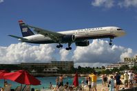 N916UW @ SXM - visitor