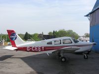G-CEEY @ EGTR - Piper PA-28