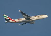 A6-EAN @ LHR - Emirates 330 - by Kevin Murphy