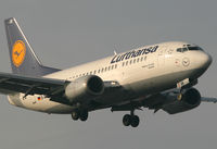 D-ABIX @ LHR - Lufty 737 - by Kevin Murphy