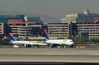 N123DN @ KLAS - Delta Airlines / 1987 Boeing 767-332 - by Brad Campbell