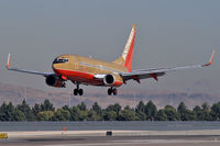 N746SW @ KLAS - Southwest Airlines / 1999 Boeing 737-7H4 - by Brad Campbell