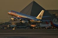 N722TW @ KLAS - American Airlines / 1999 Boeing 757-231 - by Brad Campbell