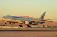 HL7575 @ KLAS - Korean Air / Boeing 777-2B5 (ER) - by Brad Campbell