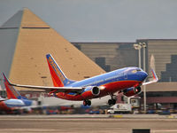N492WN @ KLAS - Southwest Airlines / 2004 Boeing 737-7H4 - by Brad Campbell