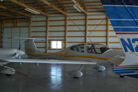 N517DS @ OXV - Resident Diamond Star at OXV - by Floyd Taber