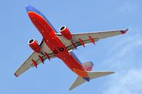 N462WN @ KLAS - Southwest Airlines / 2004 Boeing 737-7H4 - by Brad Campbell