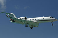 N472QS @ SXM - visitor - by Wolfgang Zilske