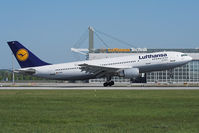 D-AIAI @ EDDM - Lufthansa A300-600.