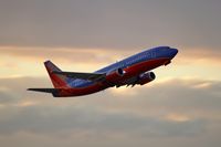 N353SW @ KLAS - Southwest Airlines / 1990 Boeing 737-3H4 - by Brad Campbell
