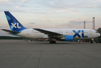 G-BNYS @ CGN - visitor - by Wolfgang Zilske