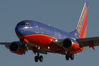 N785SW @ KLAS - Southwest Airlines / 2000 Boeing 737-7H4 - by Brad Campbell
