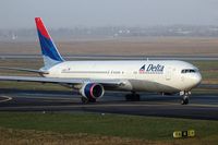 N189DN @ DUS - Boeing 767-332ER - by Volker Hilpert