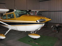 N1377M - In her crib at LHQ - by Bob Simmermon