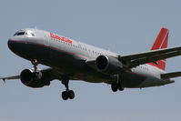 OE-LBR @ GRZ - Lauda Air A320