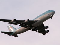 HL7470 @ ANC - B747-3B5F/Korean Air/Anchorage - by Ian Woodcock