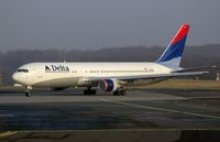 N189DN @ DUS - Boeing 767-332ER - by Volker Hilpert
