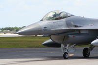 88-0398 @ LAL - F-16