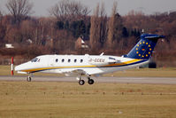 D-CCEU @ DUS - Seconds before touch-down - by Micha Lueck