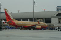 N714CB @ KSNA - Boeing 737-300 - by Mark Pasqualino
