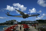 F-HLOV @ SXM - visitor