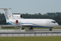 RA-42423 @ LOWW - YAK-42 - by Stefan Rockenbauer