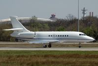 VP-CAM @ FRA - Dassault-Breguet Falcon 2000EX Easy