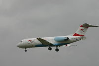 OE-LFG @ BRU - descending to rwy 25L