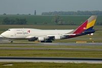 HL7413 @ VIE - what a beauty