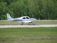 N44YP @ IPT - And the roll out! - by Sam Andrews