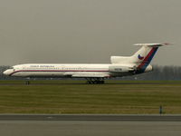 1016 @ LKPR - Tu-154M