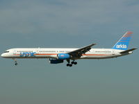 4X-BAW @ LKPR - B757-3E7