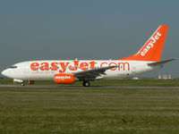 G-EZJC @ LKPR - B737-73V