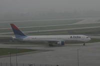N185DN @ EDDM - Delta - by Andi F