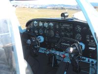 ZK-CWJ @ NZGS - Cockpit - by p.sapper