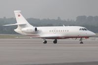 HB-IAX @ VIE - TAG Aviation Falcon 2000