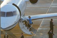 N601VH @ CID - Hillary Clinton boarding - by Glenn E. Chatfield