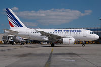 F-GUGH @ VIE - Air France Airbus 318 - by Yakfreak - VAP