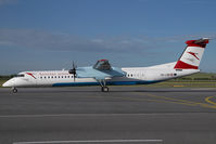 OE-LGB @ VIE - Austrian Arrows Dash 8-400 - by Yakfreak - VAP